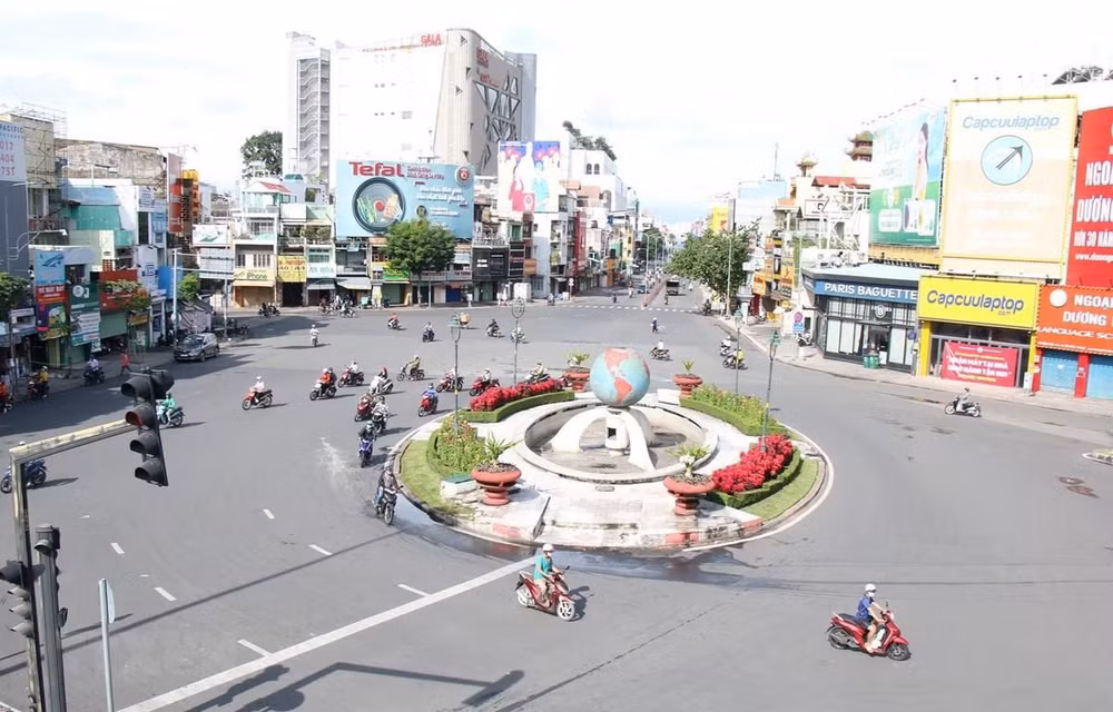 胡志明市制定2022-2025年经济复苏和发展路线图 ảnh 2