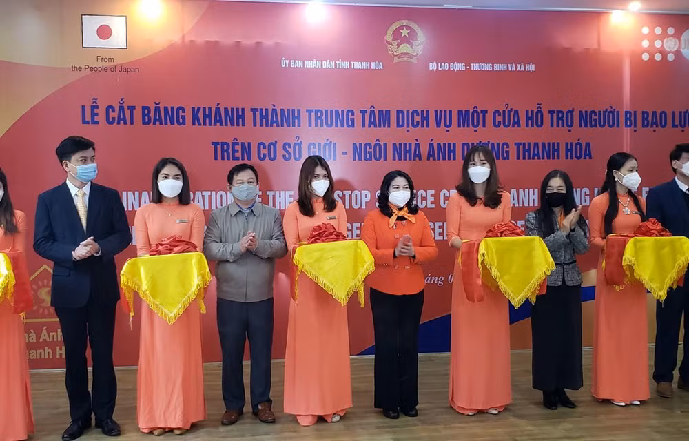 越南第二个性别暴力受害者一站式服务中心投入使用 ảnh 1