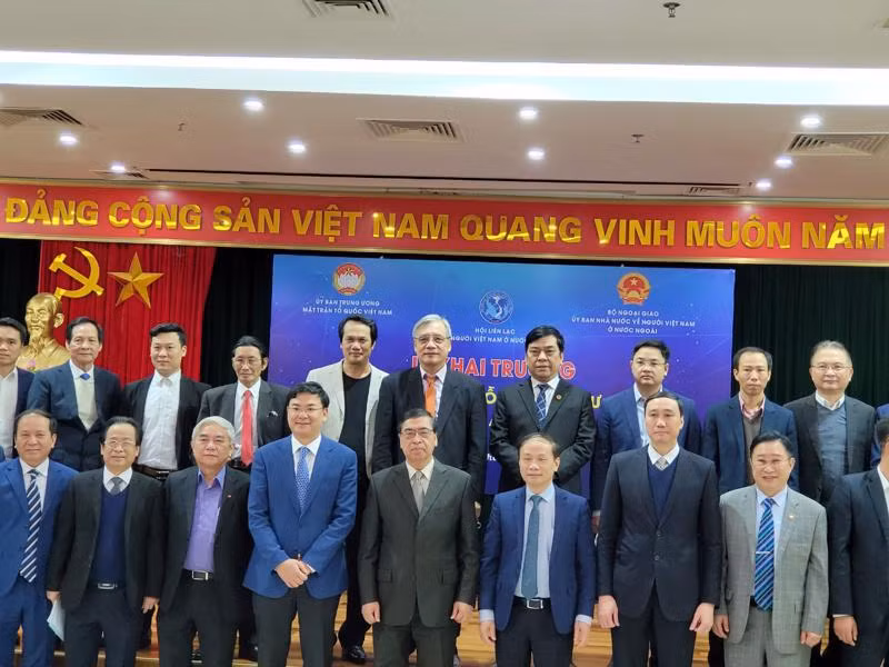 为海外越南人加大对祖国投资创造便利条件 ảnh 1 为海外越南人加大对祖国投资创造便利条件 ảnh 1