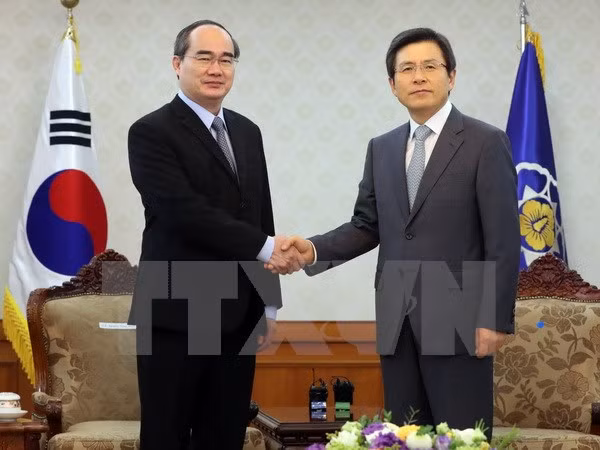 越南祖国阵线中央委员会主席阮善仁圆满结束对韩国进行友好访问 ảnh 1 越南祖国阵线中央委员会主席阮善仁圆满结束对韩国进行友好访问 ảnh 1