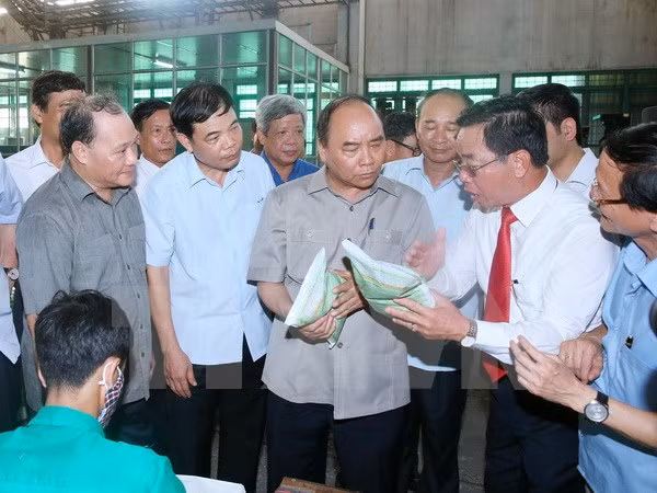 阮春福总理莅临太平省实地考察新农村建设情况 ảnh 1 阮春福总理莅临太平省实地考察新农村建设情况 ảnh 1