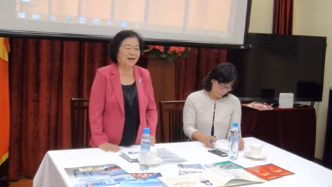 原越南国家副主席张美华访问斯洛伐克 ảnh 1 原越南国家副主席张美华访问斯洛伐克 ảnh 1