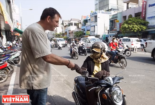 荷兰人在西贡卖小吃的故事 ảnh 6