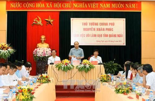 阮春福副总理中部调研：广义省要注重加大对农业经济的投入 ảnh 1