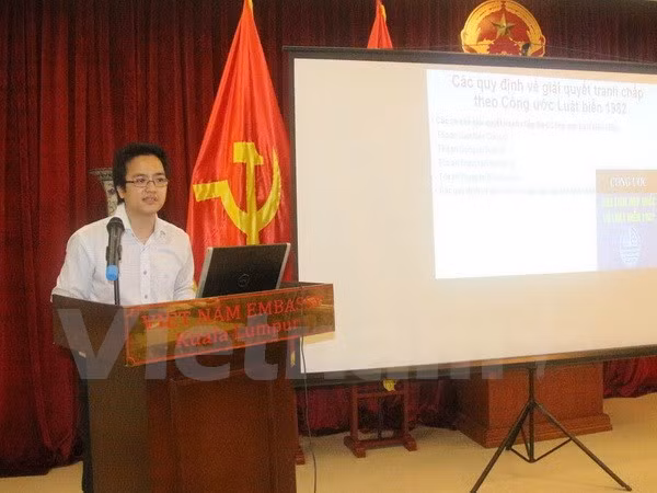 越南驻马来西亚大使馆举行东海形势座谈会 ảnh 1 越南驻马来西亚大使馆举行东海形势座谈会 ảnh 1