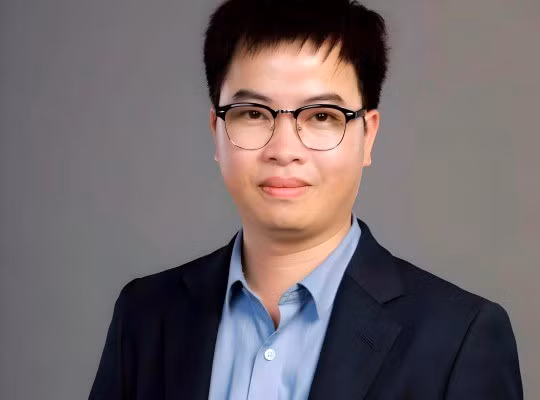 年轻人通过科技研究和应用为改善人们生活做出贡献 ảnh 2