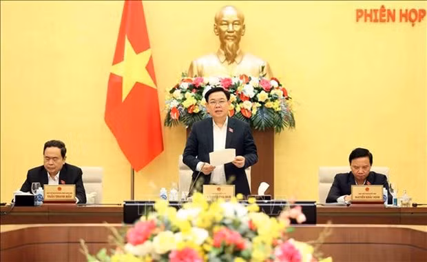 越南第十五届国会常委会第三十一次会议就七项法案建言献策 ảnh 2