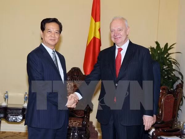 俄罗斯驻越大使：促进越俄企业合作增进两国民间交流 ảnh 1