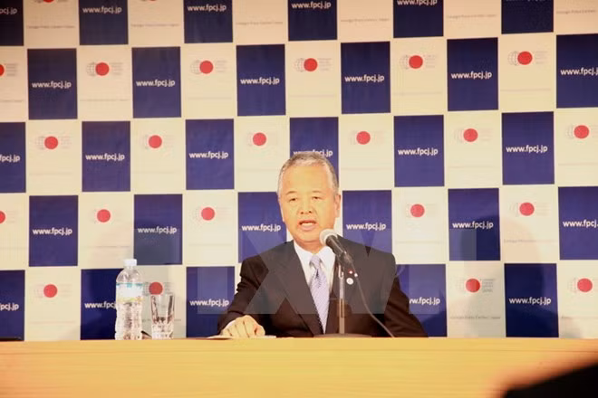 日本经济财政大臣甘利明：越南已选择主动参加制定全球贸易新规则 ảnh 1