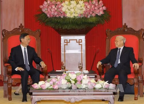 越共中央总书记阮富仲会见中国国务委员杨洁篪 ảnh 2 越共中央总书记阮富仲会见中国国务委员杨洁篪 ảnh 2