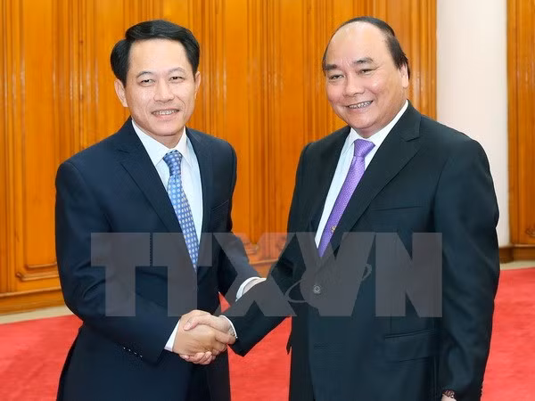 越南政府总理阮春福会见老挝外长 ảnh 1