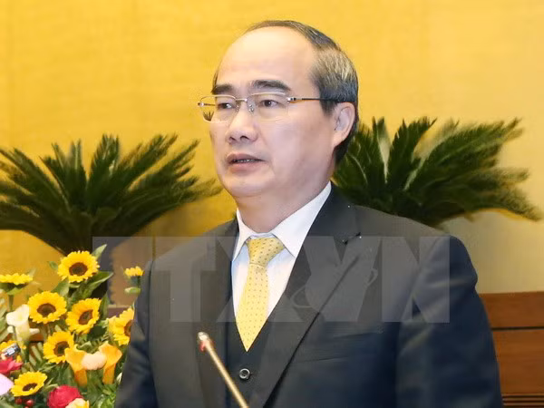 祖国阵线中央委员会主席阮善仁会见越南新任驻外大使与总领事 ảnh 1