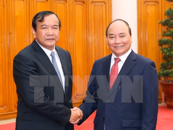阮春福总理会见柬埔寨国务兼外交国际合作部大臣 ảnh 1 阮春福总理会见柬埔寨国务兼外交国际合作部大臣 ảnh 1