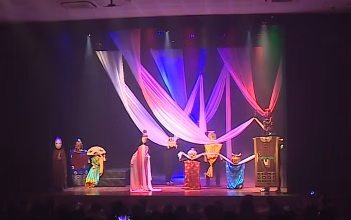  《翘传》首次以人偶戏方式亮相观众 ảnh 1