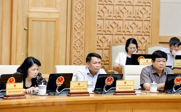越南政府发布8月份例行会议决议：确保重点工程项目按期保质完成 ảnh 2