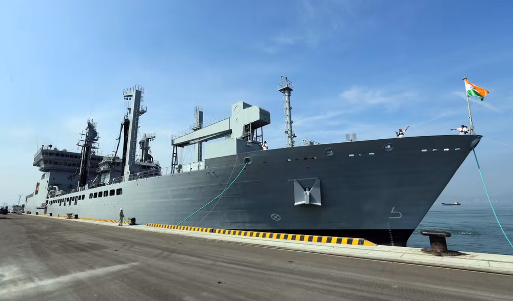 三艘印度海军舰艇访问越南岘港市 ảnh 1