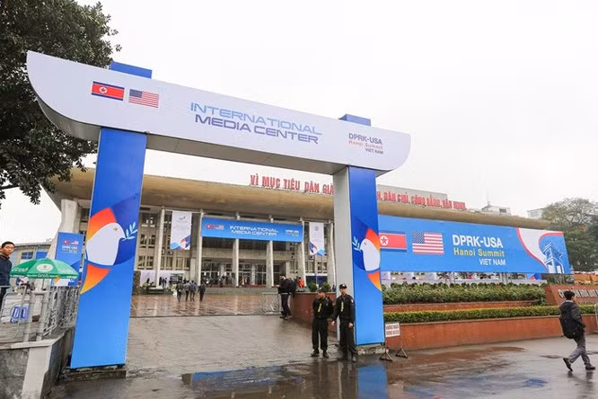 越南为和平与稳定大局作出重要贡献 ảnh 1