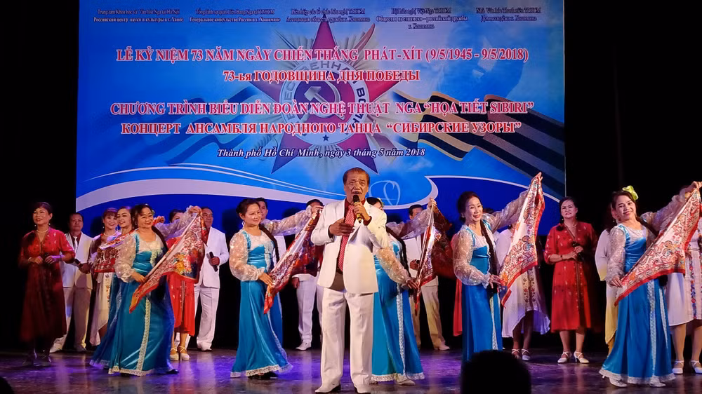 纪念世界反法西斯战争胜利73周年庆典活动在胡志明市举行 ảnh 2 纪念世界反法西斯战争胜利73周年庆典活动在胡志明市举行 ảnh 2