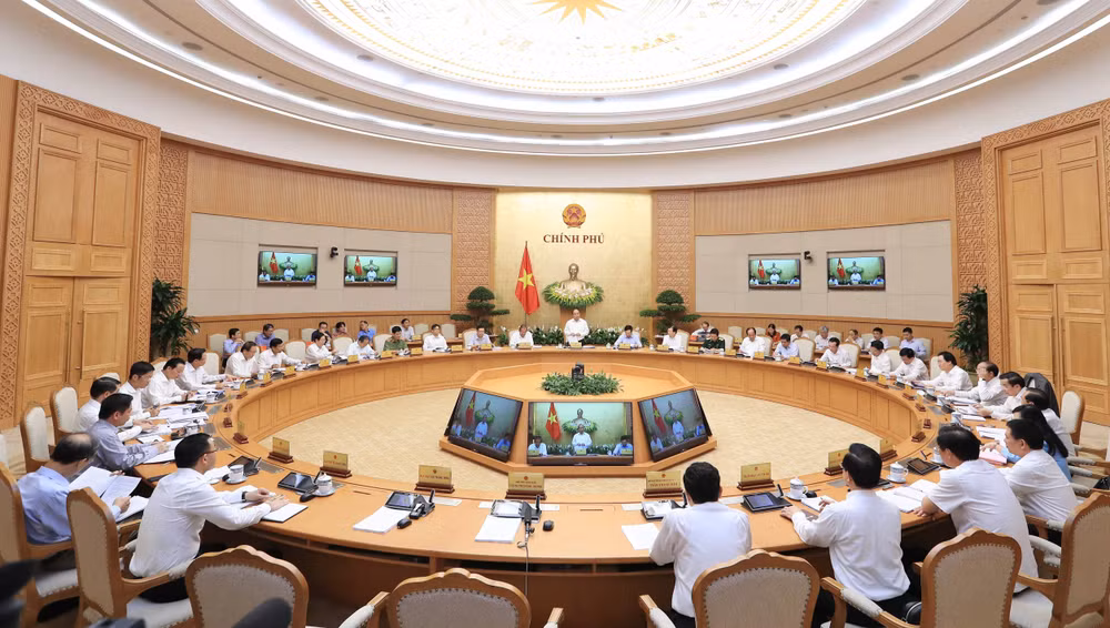 越南政府发表2018年4月例行会议决议 ảnh 1