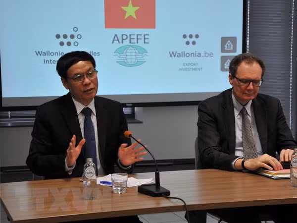 越南与比利时瓦隆-布鲁塞尔大区联盟加强合作 ảnh 1 越南与比利时瓦隆-布鲁塞尔大区联盟加强合作 ảnh 1