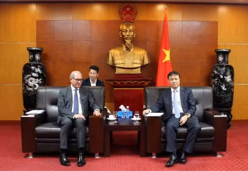 越南一向遵守《禁止化学武器公约》并谴责使用化学武器的行为 ảnh 1