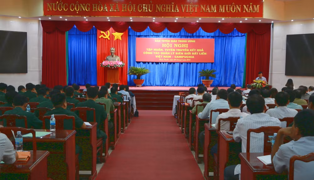 边境地区安全稳定对促进经济社会发展具有重要作用 ảnh 1