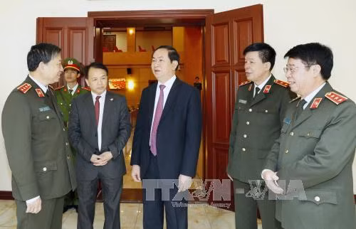 越南国家主席陈大光：人民公安力量须在党建工作中达成共识 ảnh 1