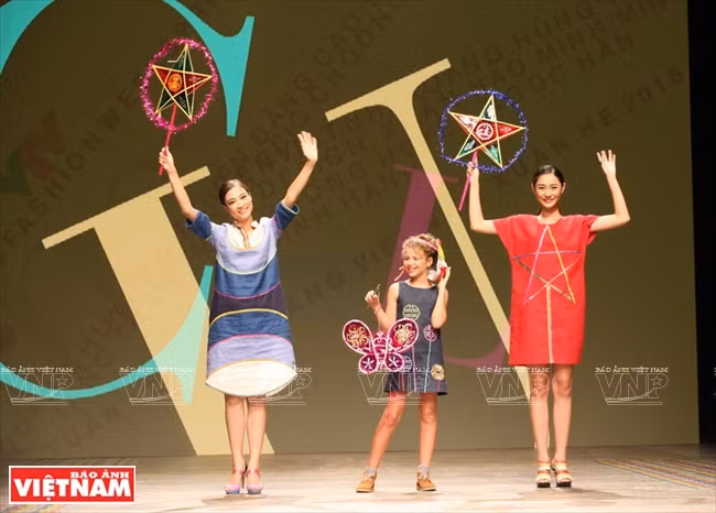 Chula品牌的突破性棉料服装 ảnh 2