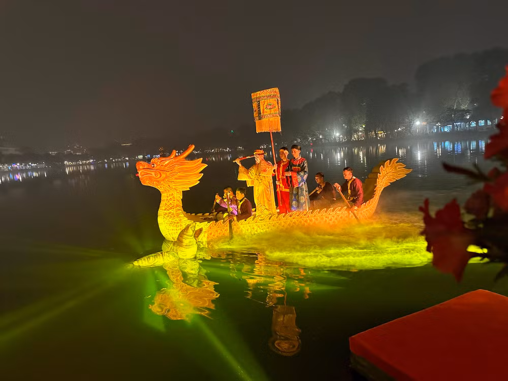 河内积极推广夜间旅游品牌 ảnh 1