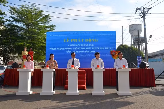 胡志明市呼吁市民携手预防登革热病 ảnh 1