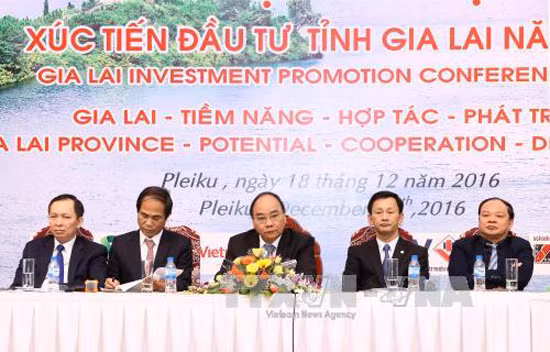 阮春福总理出席嘉莱省投资促进会 ảnh 1 阮春福总理出席嘉莱省投资促进会 ảnh 1