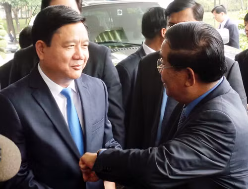 柬埔寨首相洪森访问胡志明市 ảnh 2