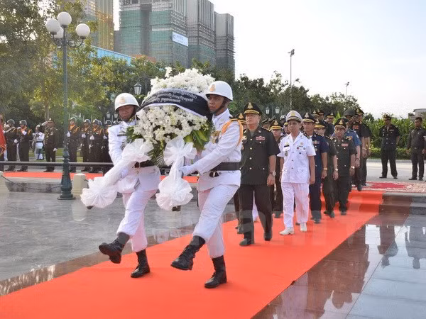 越南人民军建军72周年纪念活动在柬埔寨举行 ảnh 1