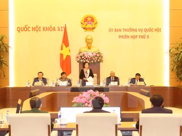 越南第十四届国会常委会第五次会议在河内隆重召开 ảnh 1