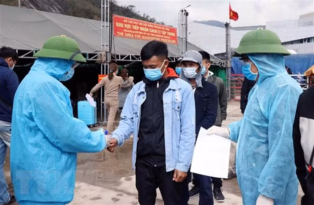 越南驻老挝大使馆就入境越南事宜发布通知 ảnh 1