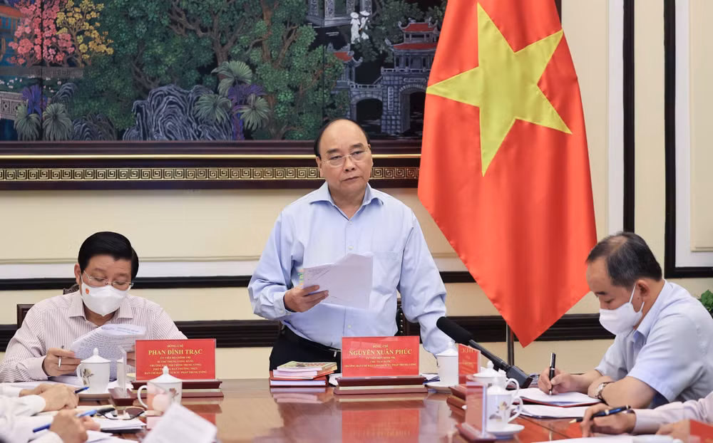 建设和完善越南社会主义法治国家战略 ảnh 1