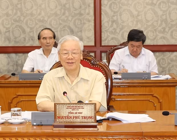 越共中央政治局同意继续出台因受疫情影响而遇到困难的劳动者和企业的扶持政策 ảnh 1 越共中央政治局同意继续出台因受疫情影响而遇到困难的劳动者和企业的扶持政策 ảnh 1