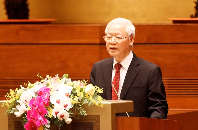 阮富仲总书记在越共中央政治局关于“推进学习和践行胡志明思想、道德和作风”的05-CT/TW号指示5年执行情况的全国总结会议上的讲话（全文） ảnh 3