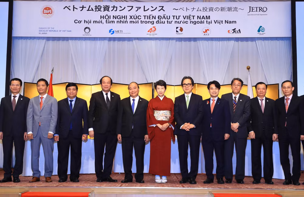 越南政府总理阮春福主持召开越日投资促进会 ảnh 1 越南政府总理阮春福主持召开越日投资促进会 ảnh 1