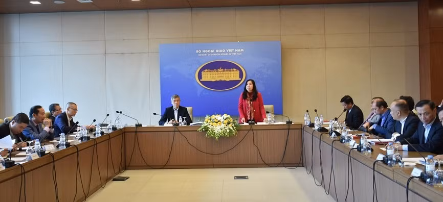 第32次外交会议:实现越南侨胞与家乡对接活动多样化 ảnh 1 第32次外交会议:实现越南侨胞与家乡对接活动多样化 ảnh 1