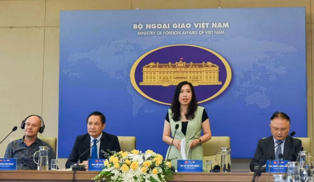 “越南-荷兰关系50周年：成就和前景”研讨会在河内举行 ảnh 1