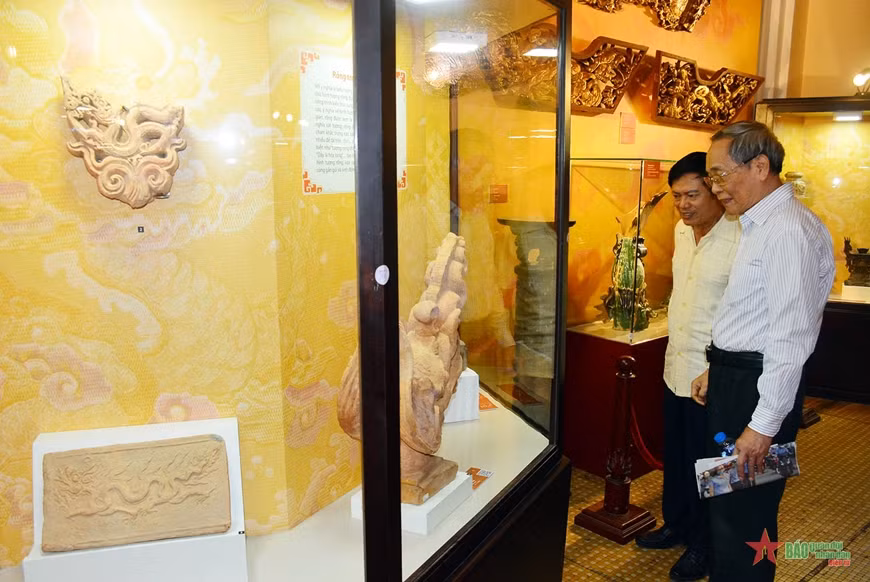 越南文化中龙形象文物专题展在胡志明市举行 ảnh 1 越南文化中龙形象文物专题展在胡志明市举行 ảnh 1