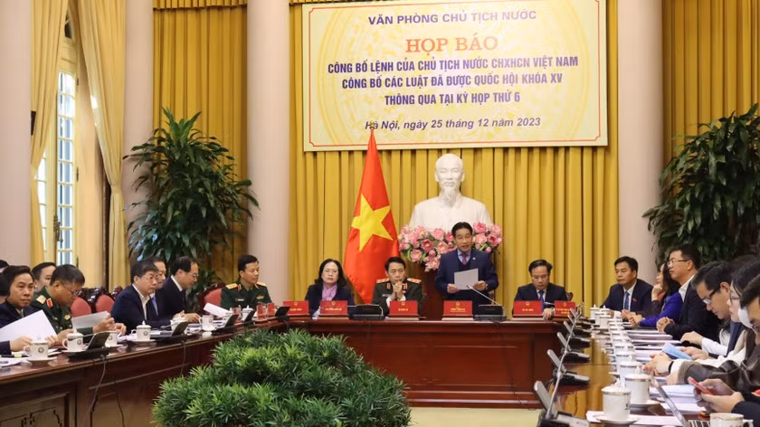 越南国家主席关于国会所通过的七部法律的法令 ảnh 1