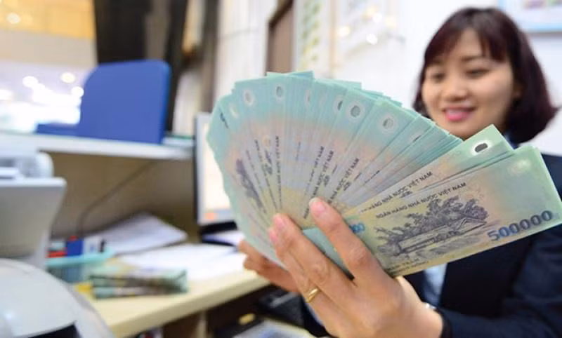 2024年金融银行被预测在收入最高的行业中蝉联榜单 ảnh 1