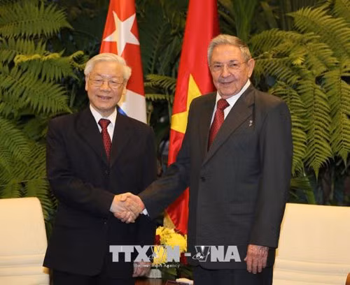 越南领导人致电祝贺古巴等国国庆 ảnh 1 越南领导人致电祝贺古巴等国国庆 ảnh 1