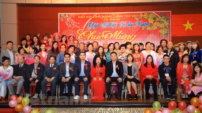 旅居中国澳门越南人喜迎新春 ảnh 3