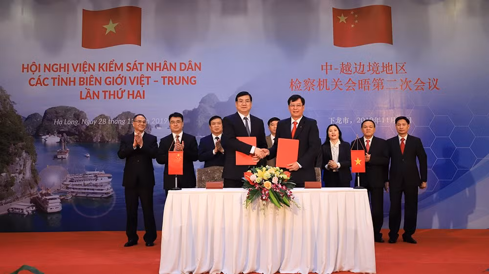 越中边境地区检察机关会晤第二次会议在广宁省举行 ảnh 2 越中边境地区检察机关会晤第二次会议在广宁省举行 ảnh 2