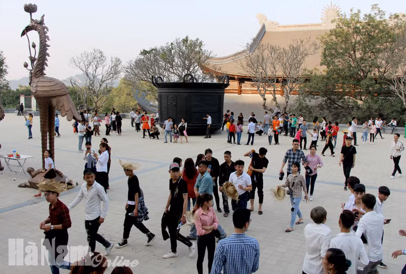 发挥旅游提案作用 赴河南省的游客人数猛增 ảnh 2 发挥旅游提案作用 赴河南省的游客人数猛增 ảnh 2