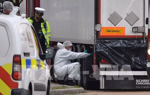 英国39人死亡案:越英密切配合 及时处理善后事宜 ảnh 1 英国39人死亡案:越英密切配合 及时处理善后事宜 ảnh 1