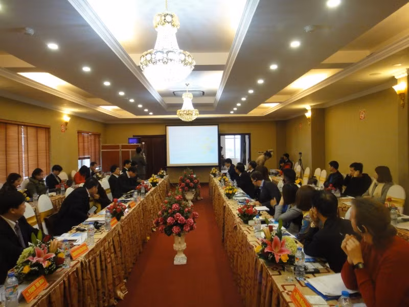 进一步促进英国与越南太原省的投资合作 ảnh 1